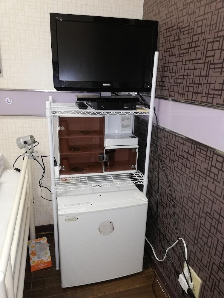 Family & Bakpak Tokyo Hostel Экстерьер фото